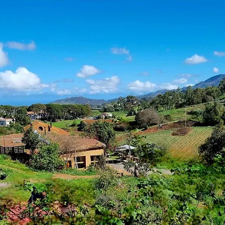 Nature Sanctuary, A Semi-detached House On An Ecological & Sustainable Farm Apartment *