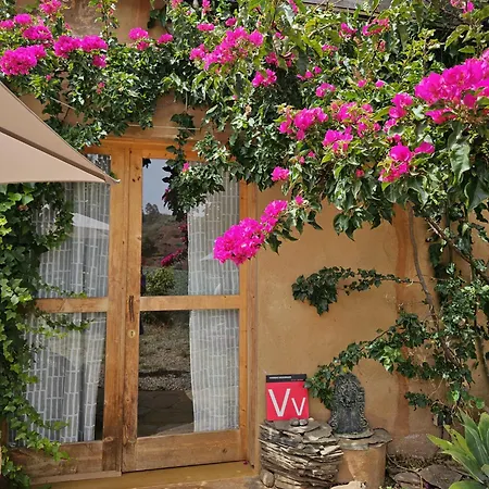 Nature Sanctuary, A Semi-detached House On An Ecological & Sustainable Farm Apartament *